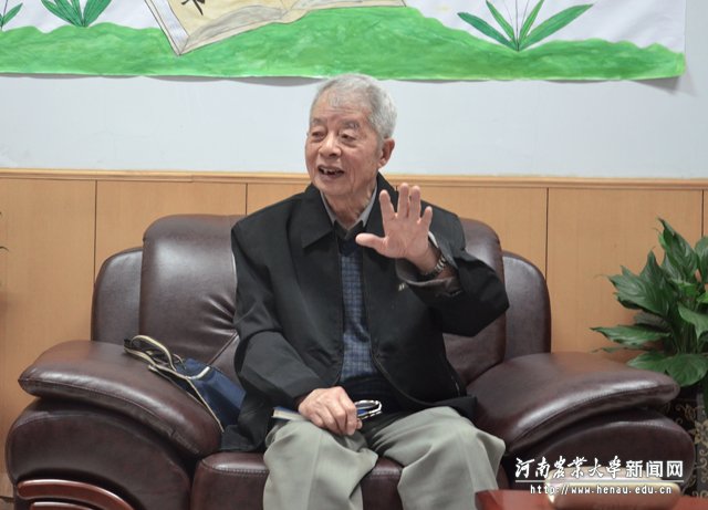 校友们始终关心支持英超联赛携手利博娱